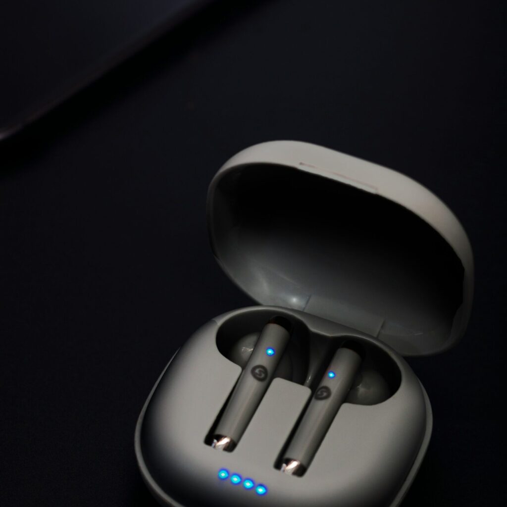 a computer mouse with a blue light